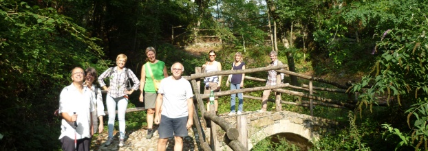 Passeggiata lungo l'antica Via Mercatorum (ponticello vicino la Chiesetta di S.Anna)